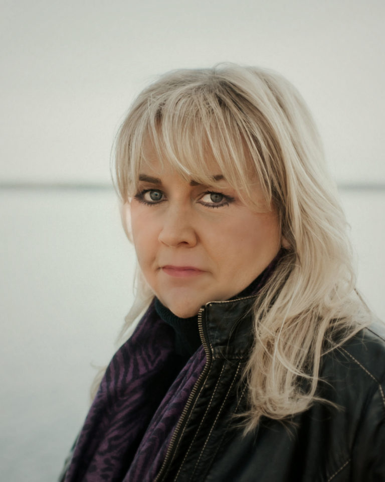 Picture of Ellen Marie Wiseman from her website.
